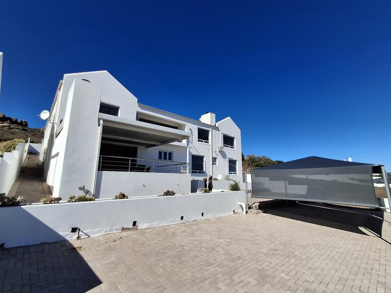 4 Bedroom Property for Sale in Da Gama Bay Western Cape